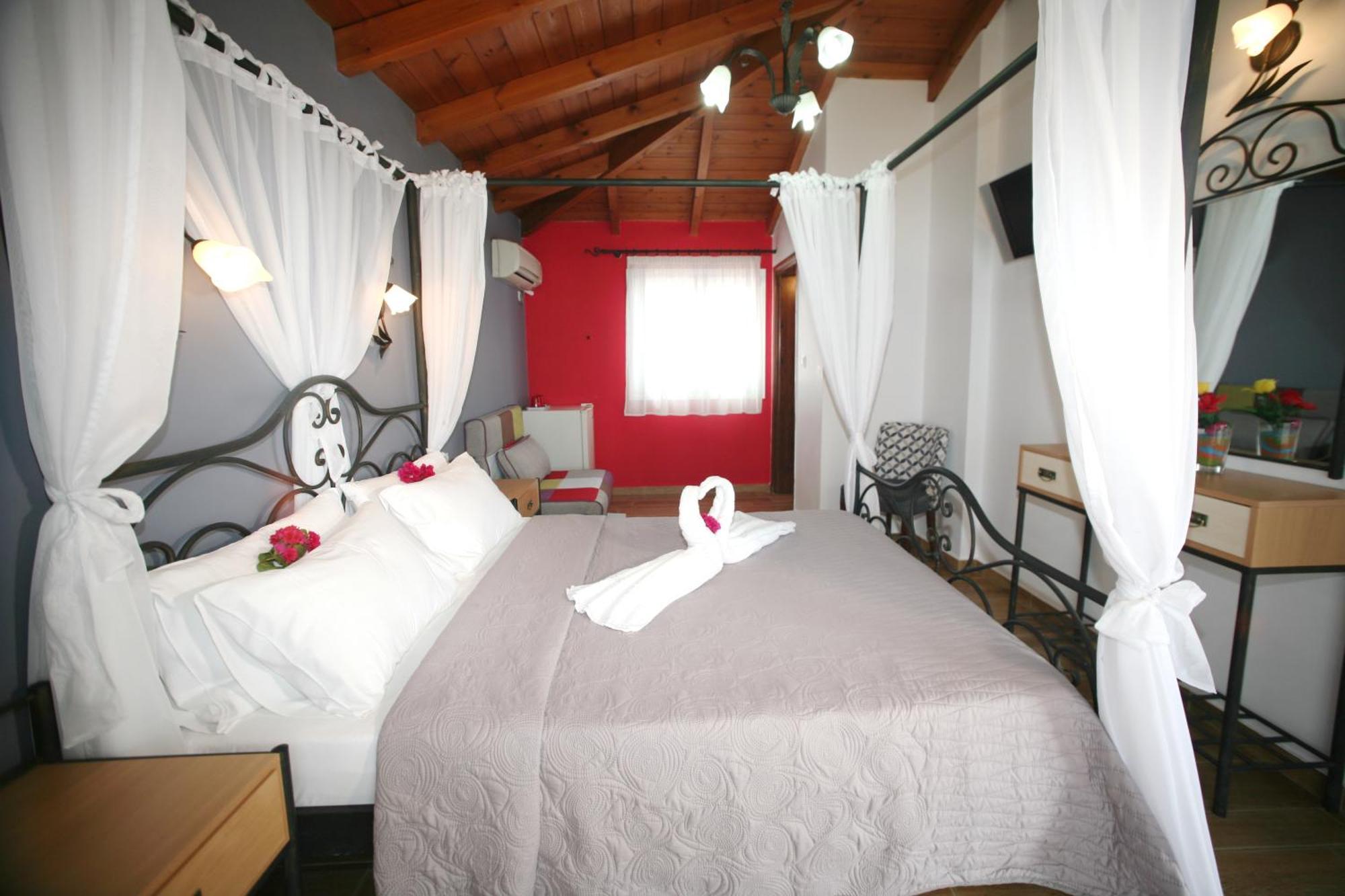 Coralli Rooms & Restaurant Elafonissos Zewnętrze zdjęcie